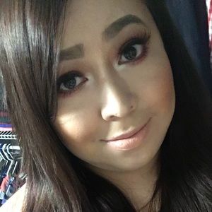 Meet your Posher, Agustina